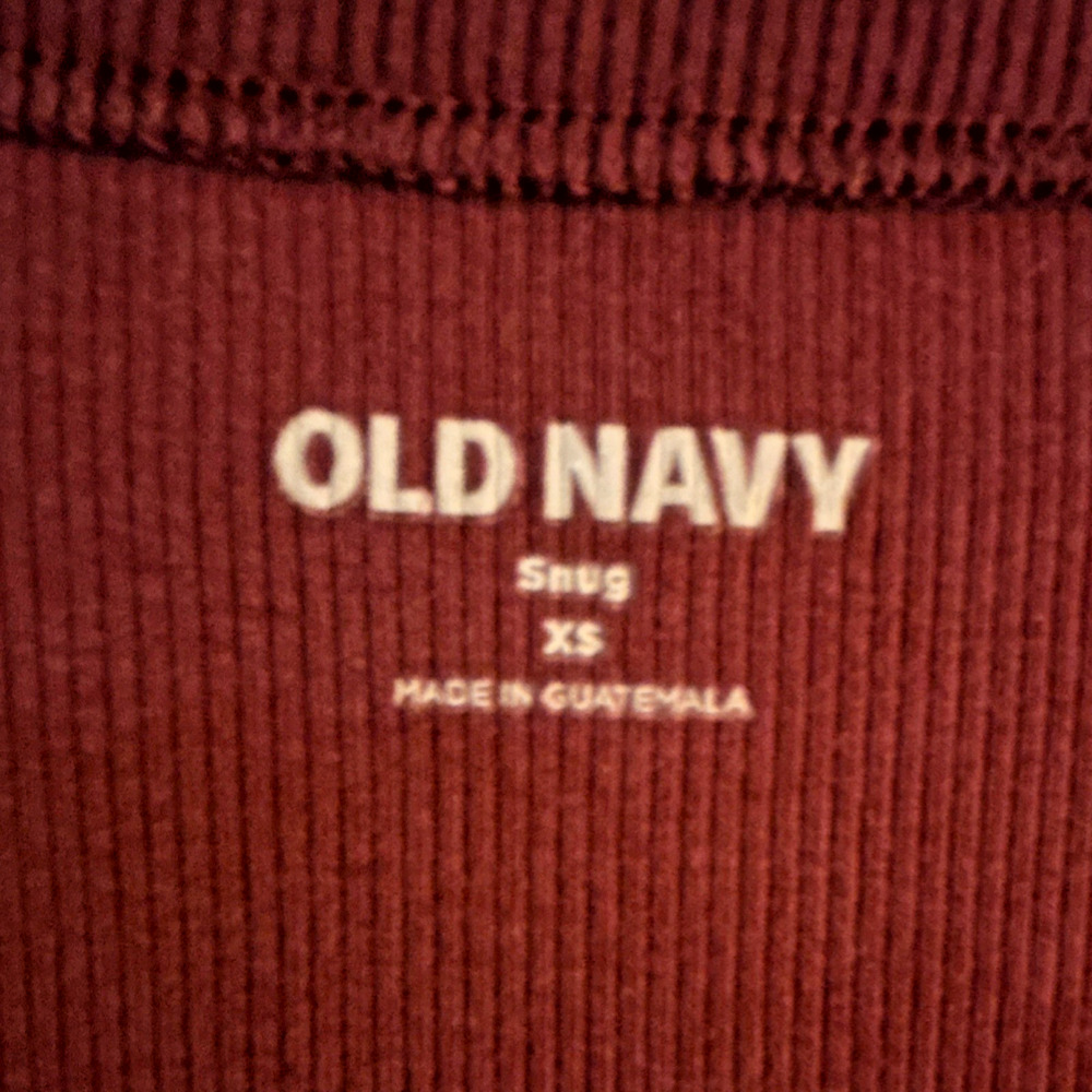 Old Navy Ribbed Knit Snug Fit Scoop Neck Burgundy Long Sleeve Top XS Women - Picture 3 of 10
